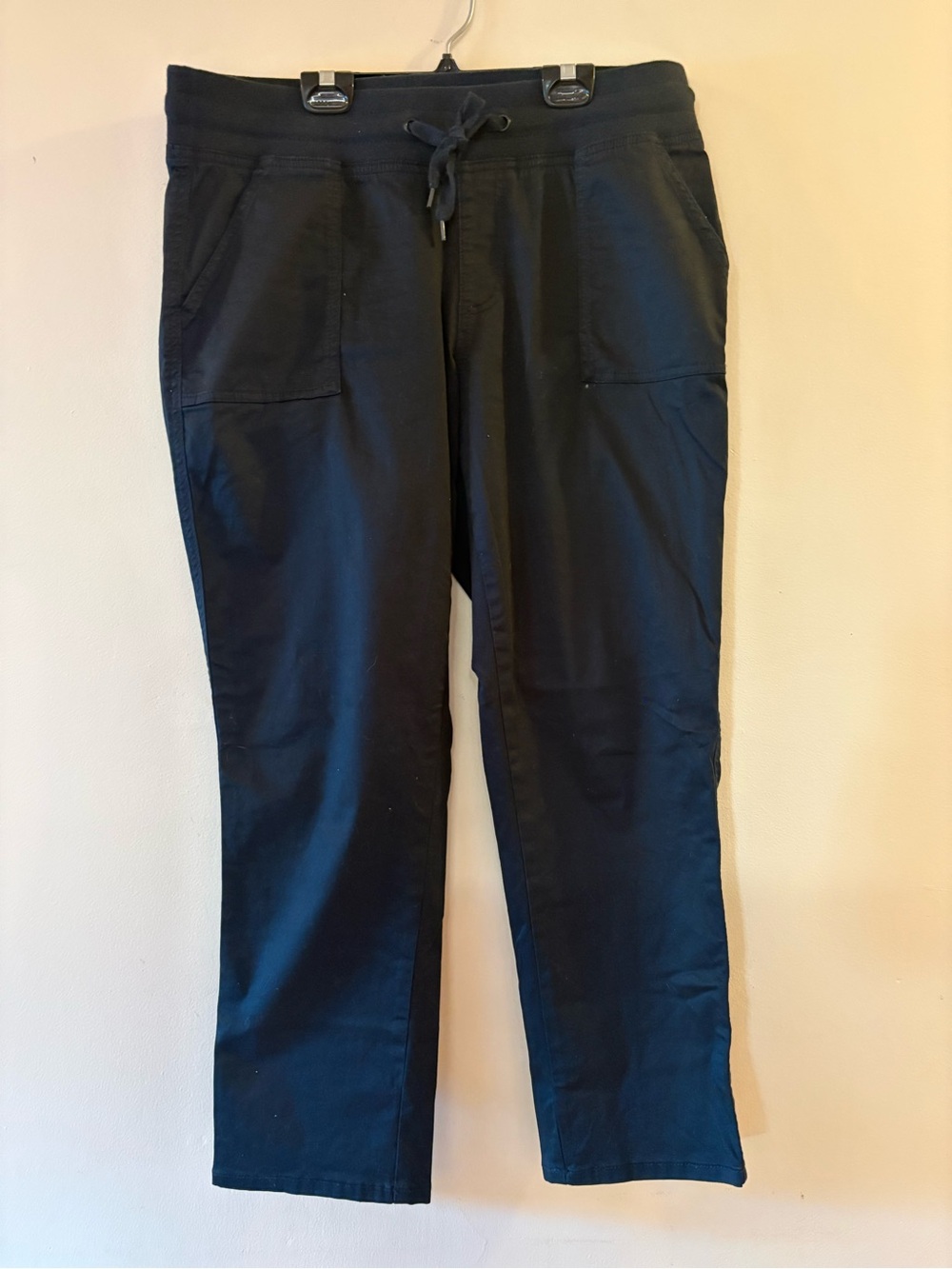 Warehouse One Black Cropped relaxed, Drawstring Pants, women’s Sz M.